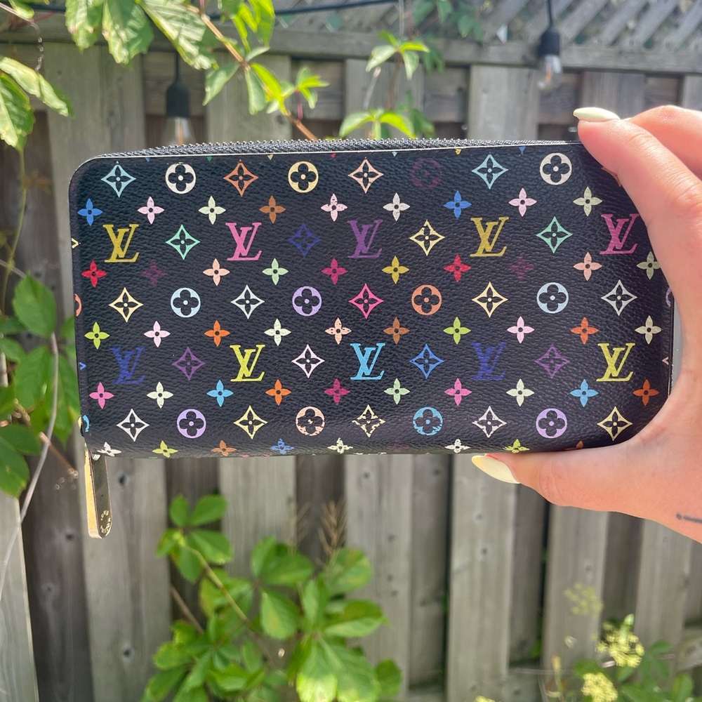 AUTHENTIC VINTAGE LOUIS VUITTON TAKASHI MURAKAMI BLACK MULTICOLOR WALLET